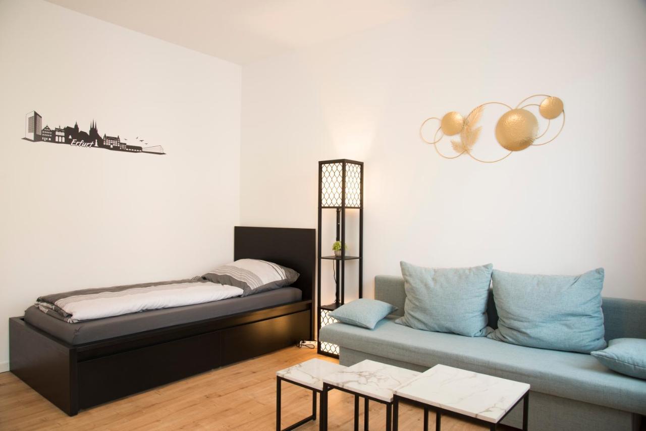 Schoene Ferienwohnung 78M2, 3 Schlafzimmer, 2 Baeder, Zentrumnah, 1Og エアフルト エクステリア 写真
