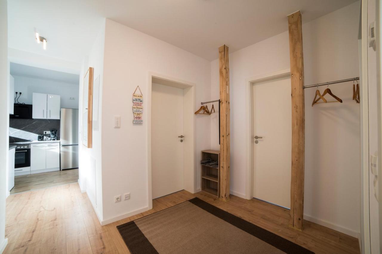 Schoene Ferienwohnung 78M2, 3 Schlafzimmer, 2 Baeder, Zentrumnah, 1Og エアフルト エクステリア 写真