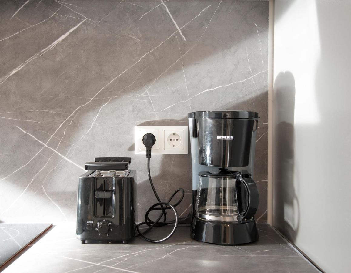 Schoene Ferienwohnung 78M2, 3 Schlafzimmer, 2 Baeder, Zentrumnah, 1Og エアフルト エクステリア 写真